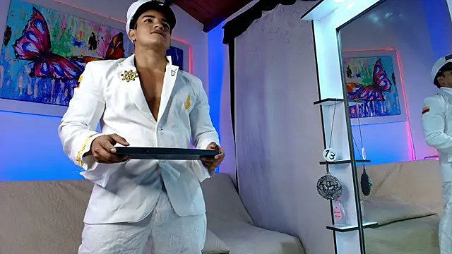 jhon nicolas online show from June 13, 12:19 am