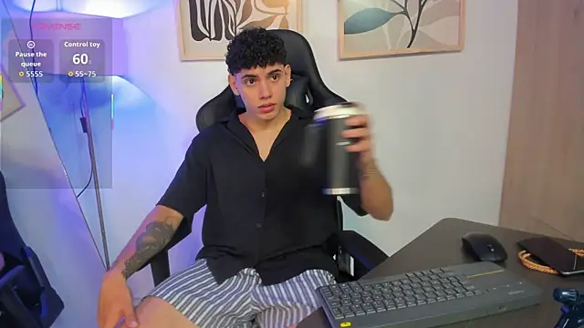 justin payn14 online show from May 11, 4:04 pm