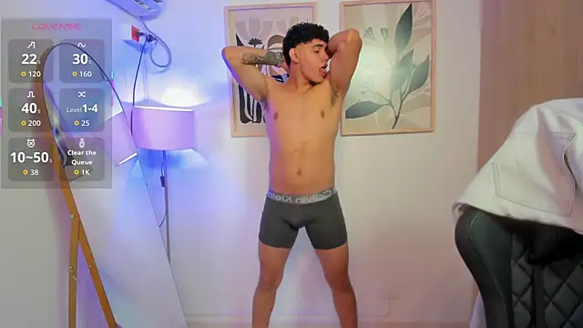 justin payn14 online show from May 5, 12:18 pm