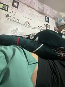 aayush345  online show from April 12, 11:00 am