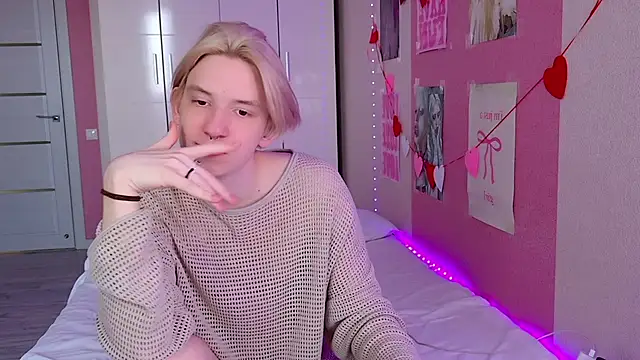 Ron Vilss online show from April 22, 5:57 am