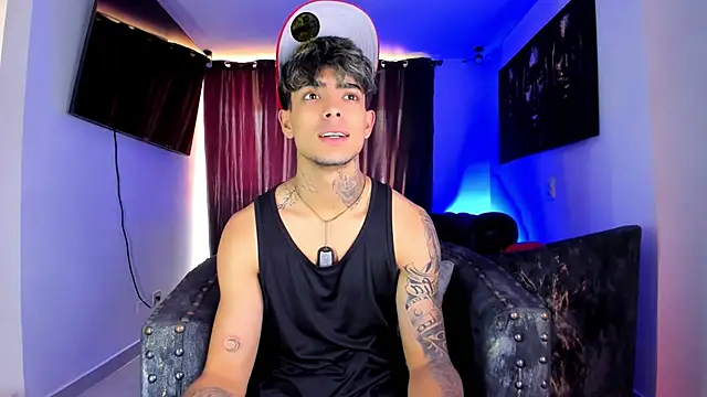 miguel aguirre  online show from March 15, 12:13 pm