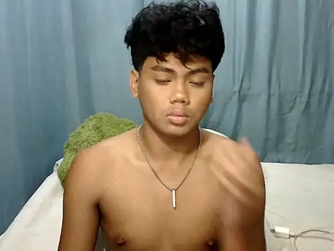 jomhappy online show from February 3, 2:22 pm