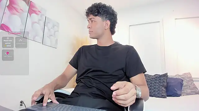 tebi bernal online show from February 2, 7:55 pm