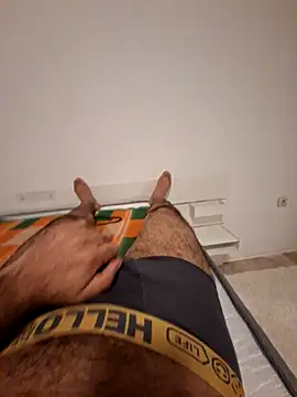 joodalfehl00 online show from January 31, 9:46 pm