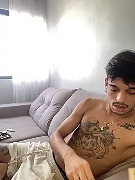 ruffvip online show from February 3, 11:37 am