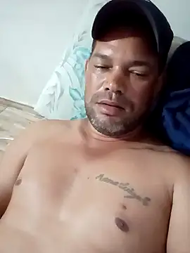 agnersouza2026 online show from February 8, 4:18 am