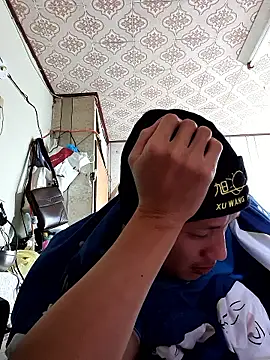 yennguyenbg online show from February 2, 7:07 am