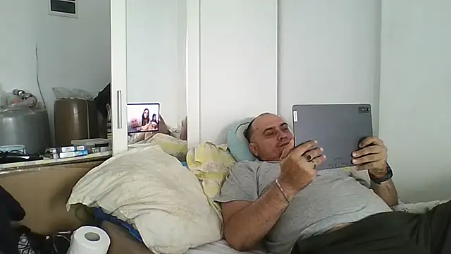 vitalik66679 online show from June 18, 6:48 am