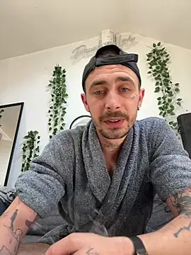 Piratee666 online show from April 23, 7:46 am