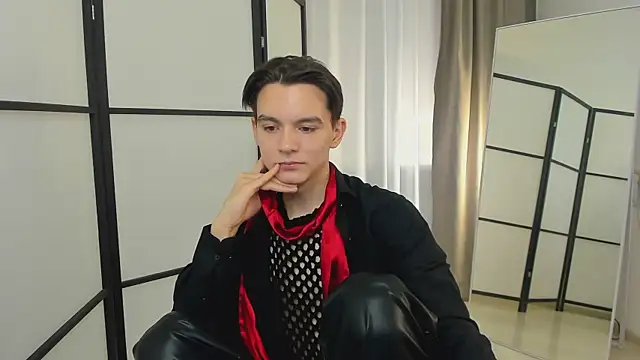 Ian Harrickton online show from March 5, 6:09 am