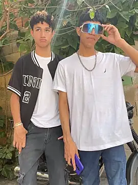 Goodlatinboys2 online show from February 6, 6:27 pm