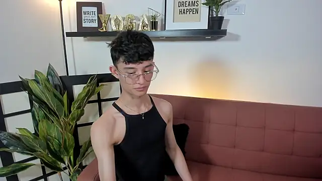 Patrick Howland  online show from April 22, 9:08 pm