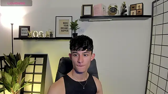 Patrick Howland  online show from April 26, 3:04 am