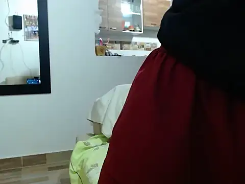 waner thom online show from February 10, 5:23 am