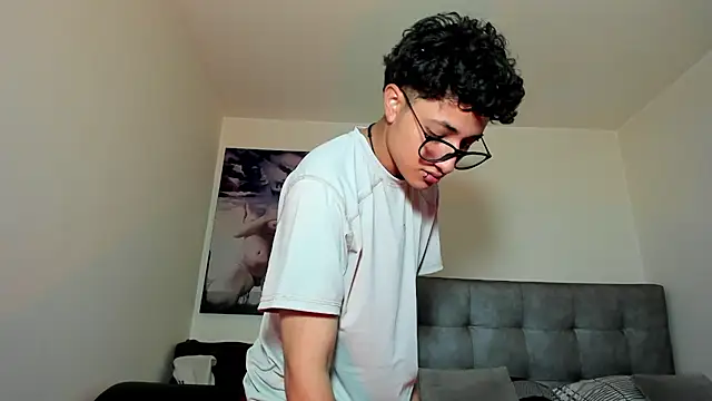 Adonibaskerville4 online show from April 28, 1:49 pm