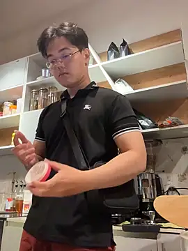 lucas-N888 online show from April 8, 7:08 am