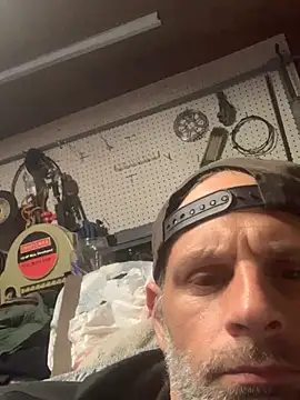 Mothertrucksr online show from February 3, 9:58 am