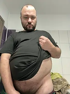 InstinctMention2 online show from February 3, 5:18 pm