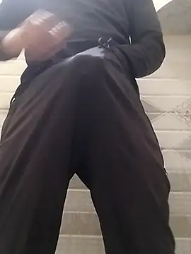 Dareblast online show from February 6, 7:55 pm