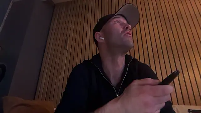 AdamKlee online show from February 3, 10:59 pm