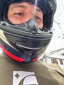 ARON LUXX online show from April 30, 5:31 pm