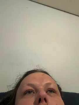 RaeganV online show from March 29, 12:55 am