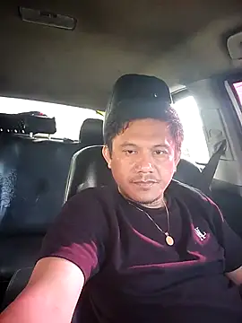 manuroytv online show from February 5, 11:23 pm