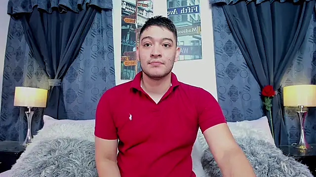 NicoHoffman online show from April 14, 10:20 pm