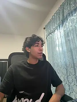 Pedestal diamant online show from March 2, 10:28 pm