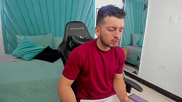 Logan Wolf-js online show from March 20, 12:09 pm