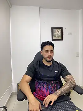 MattiaDupont online show from March 25, 10:36 pm