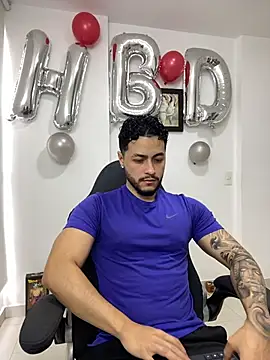 MattiaDupont online show from March 27, 9:16 pm