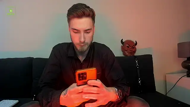 Harvey Wiliams online show from March 22, 8:52 am