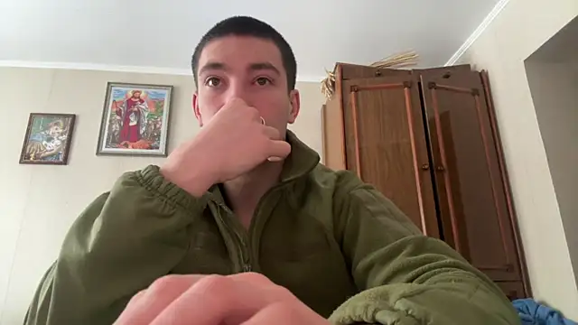 MoonlightVera online show from February 17, 7:40 am