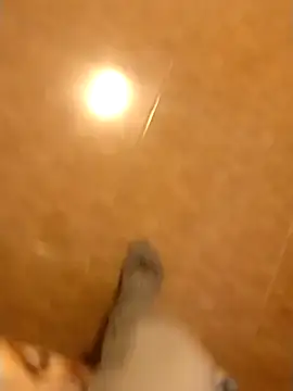 miiich86 online show from April 6, 3:47 am