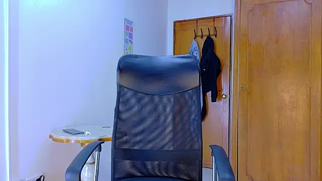 NICK MOSS  online show from March 30, 1:28 am