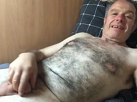 Im1208 online show from June 18, 5:07 pm