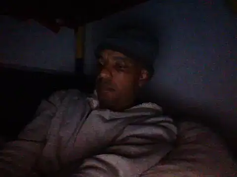 lavelle26 online show from April 1, 8:06 pm