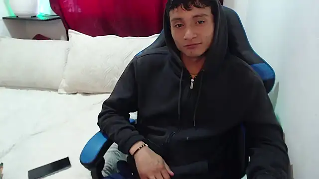 Notar  online show from February 6, 7:55 pm