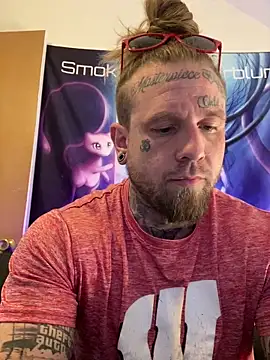 Smokebluntafterblunt online show from May 4, 2:19 pm