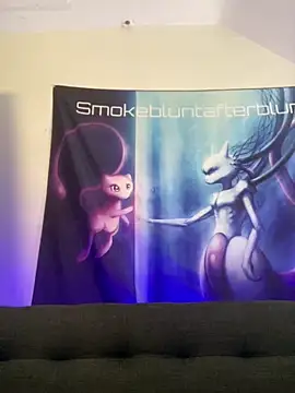 Smokebluntafterblunt online show from April 27, 12:35 pm