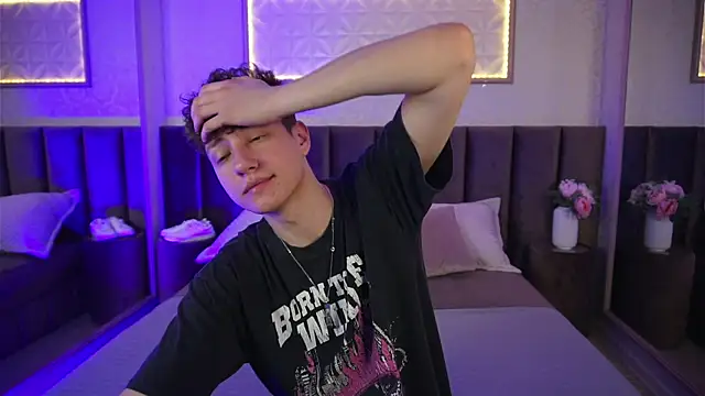 StefanBev online show from March 26, 7:51 pm