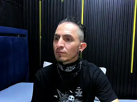 KarloStrom online show from February 10, 1:38 pm