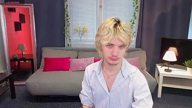 JameMiller online show from March 11, 7:15 am