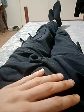 merdo93 online show from February 6, 7:00 pm