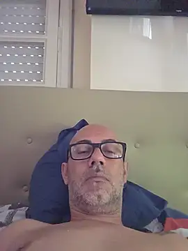 pareja47 online show from June 17, 9:44 am
