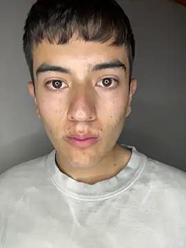 XMaxLive online show from February 8, 3:23 am