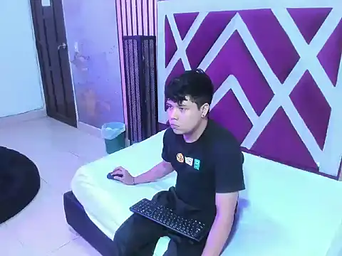 AdrianWalker online show from April 5, 4:42 am