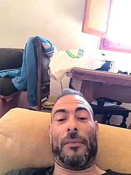 Erchipi online show from April 13, 1:56 pm